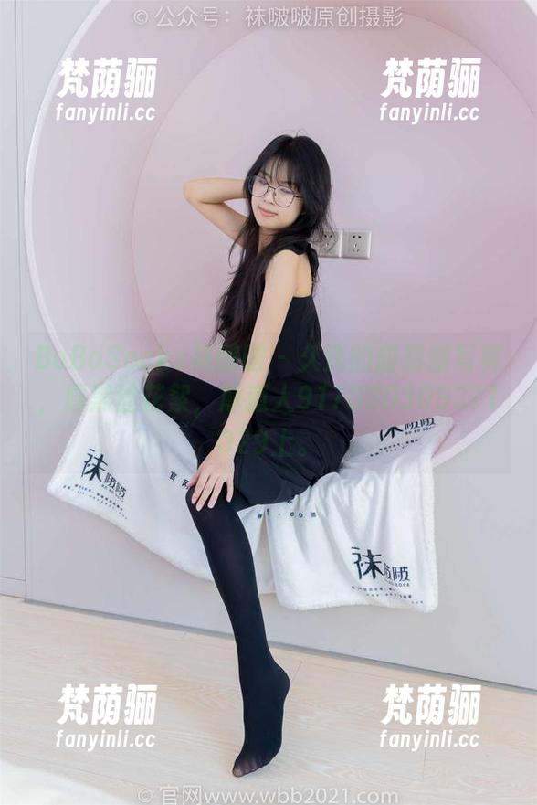 BoBoSocks袜啵啵 - 久违的甜甜圈写真，厚黑丝花絮，厚道人917030309371029上。