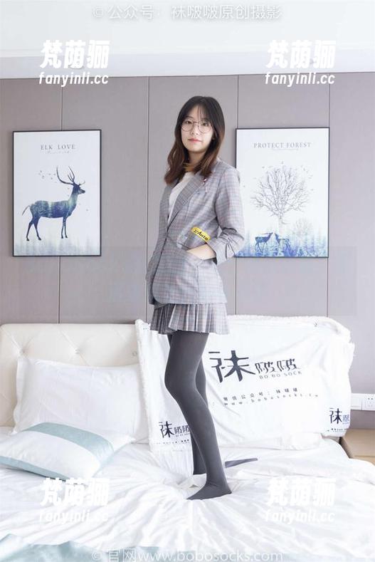 BoBoSocks袜啵啵 - 芝士的白棉袜：高清效果让人脑补不停