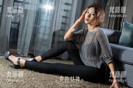 KelaGirls克拉女神 - 子吟写真集：这油光亮得我眼睛都要晃了，我是不是该戴墨镜？