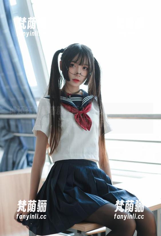 谁还在怀疑喵糖映画？黑色JK少女的高清资源，让你摆脱所有质疑！
