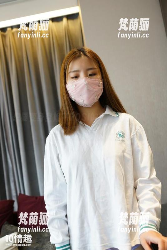 ROSI口罩 想要变身空姐?ROSI的制服图片下载,赶快来零距离试试!
