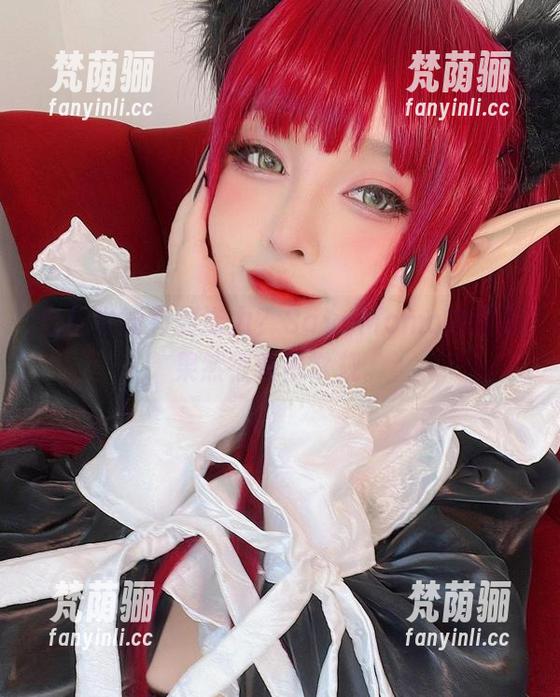 SayoMomo 自拍也能有创造力?SayoMomo的图集果然很颠覆常规。