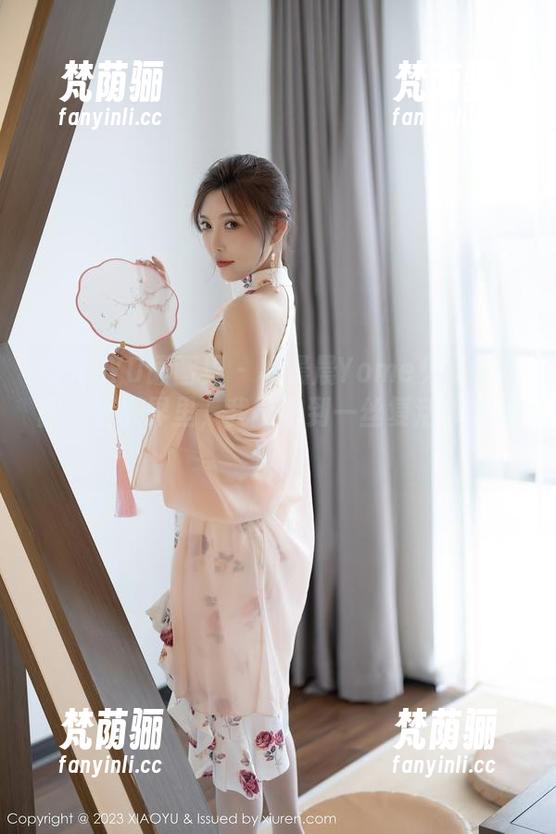 XIAOYU语画界-杨晨晨Yome XIAOYU语画界 - 杨晨晨Yome兔女郎美图:壁纸界里,我能嗅到一丝复活节的味道。