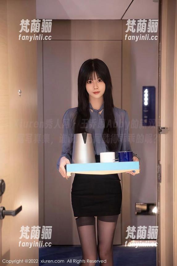 Xiuren秀人网-王乔恩Abby Xiuren秀人网 - 王乔恩Abby的新双马尾写真集,谁说双马尾就得乖乖的呢?
