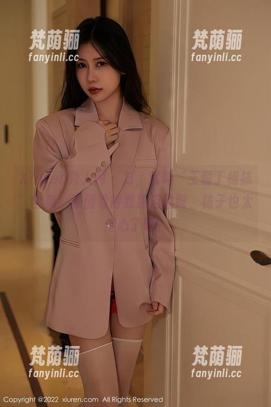 Xiuren秀人网-王俪丁 Xiuren秀人网 - 对,就叫‘王俪丁棉袜’全集!原图看得我热泪盈眶,袜子也太走心了吧?