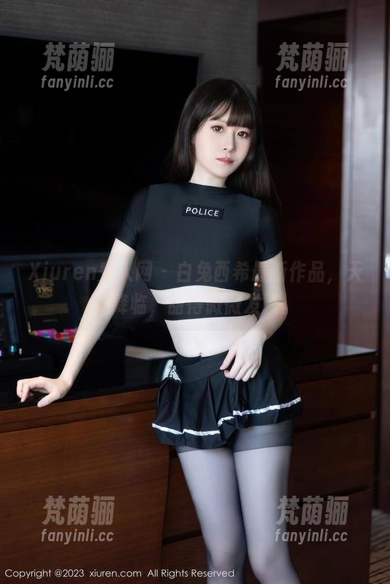Xiuren秀人网-白兔西希 Xiuren秀人网 - 白兔西希最新作品,天使降临,甜得微微发腻。