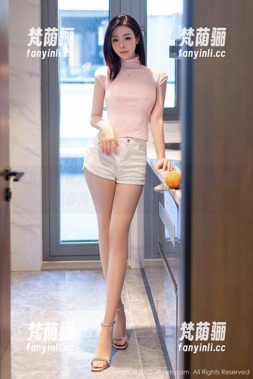 Xiuren秀人网-金BABY吖 Xiuren秀人网 - 免费get!金BABY吖教你内衣搭配的那些事儿。