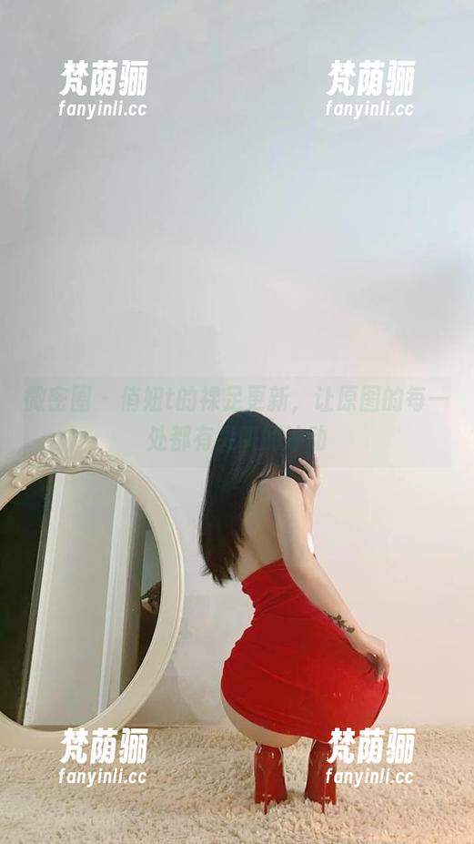俏妞t 微密圈 - 俏妞t的裸足更新,让原图的每一处都有尖叫的冲动
