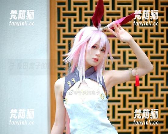 千反田鹿子的最新护士图包——谁说她只会拿温度计？