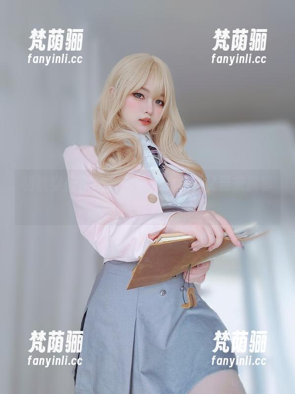 女主K 初秋穿搭作品大合集,女主K又要来搞事情了