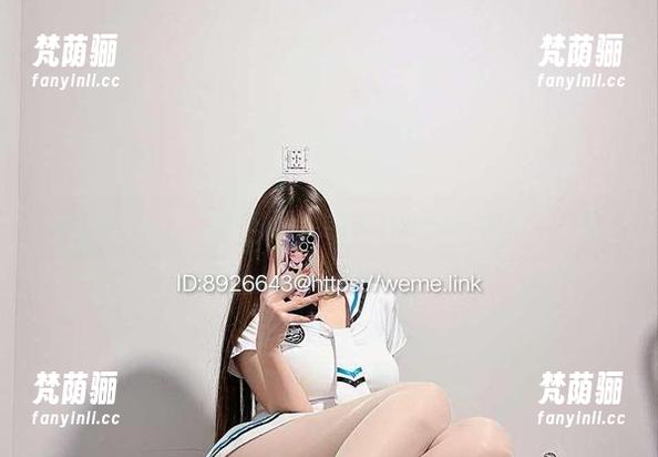 婉柔yyyy 微密圈 - 最新写真:婉柔yyyy的自拍不小心带出了气场?