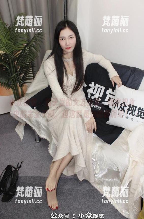 小众视觉 - 燕子发的女友合集，跟我想象中的完全不同，但这就是她的调调吧！