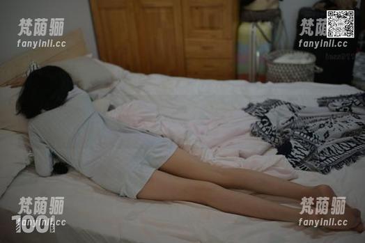 异思趣向-诗琪 异思趣向 - 哈哈,诗琪这身连体衣要真做成壁纸,我一定挂满整面墙