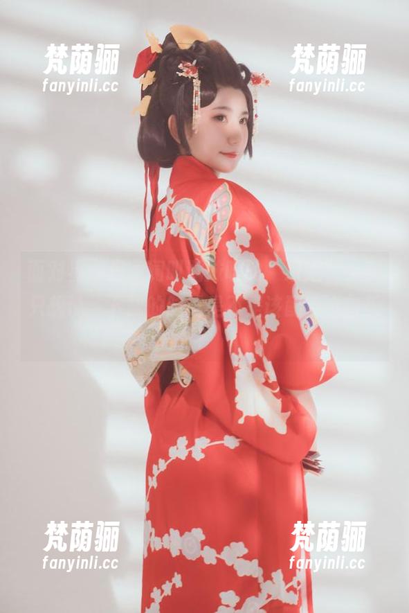 星澜是澜澜叫澜妹呀 面对星澜是澜澜叫澜妹呀的“织姬”,我只想说:下载的时候是不是该配点小音乐?