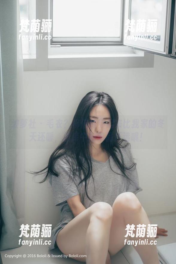 波萝社-柳侑绮 波萝社 - 毛衣?柳侑绮穿起来比我家的冬天还暖,图库中的单品任选哦!