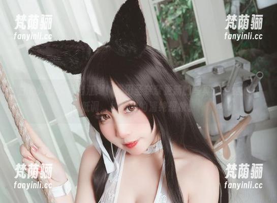 猫田圣奈奈 白色死库水再出江湖!猫田圣奈奈更新的写真似乎要抛开低调,挑战我的清纯想象。