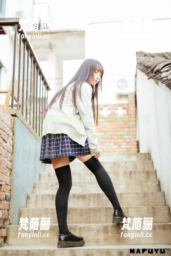 神楽坂真冬眼镜合集，梦中的眼镜学问，快来和我一起‘无眼’治疗！