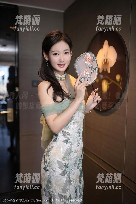 秀人网-十九九 秀人网 - 十九九美足作品集更新啦!看她的脚指间的小秘密,记得小心夸奖哦