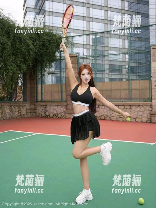 秀人网-周慕汐fairy 秀人网 - 定制写真?周慕汐fairy的学妹风就像覆满糖霜的蛋糕
