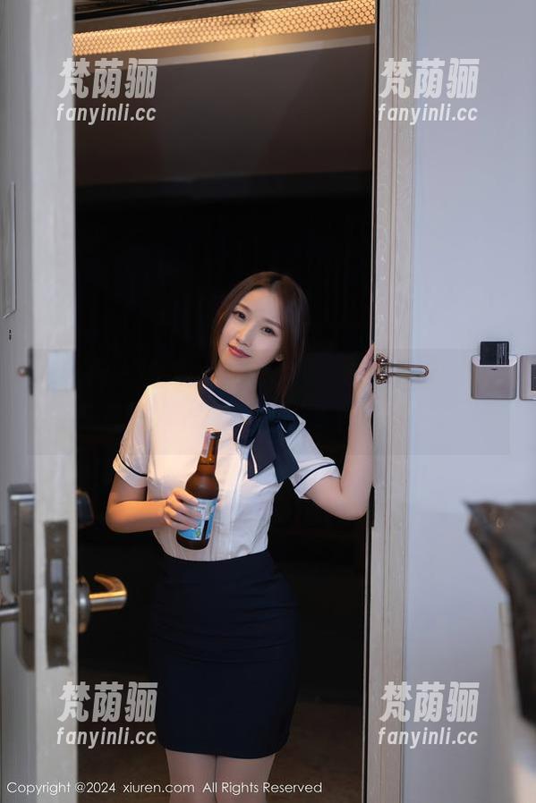 秀人网 - 全集揭晓，大橘BBKira妹妹的写真太会撩，不能低头看手机了。