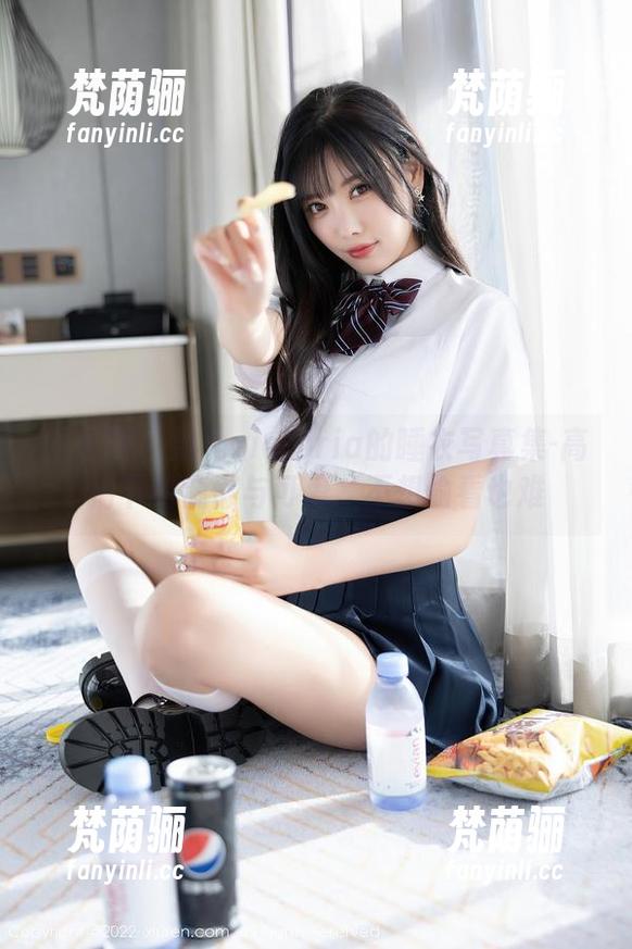 秀人网-果儿victoria 秀人网 - 果儿victoria的睡衣写真集-高清下的慵懒与可爱,不想偷看也难