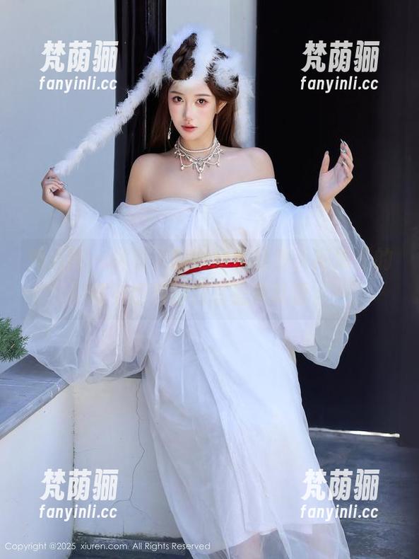 秀人网 - 桃妖天的婚纱作品集，高清里的每个细节都像在低声耳语。