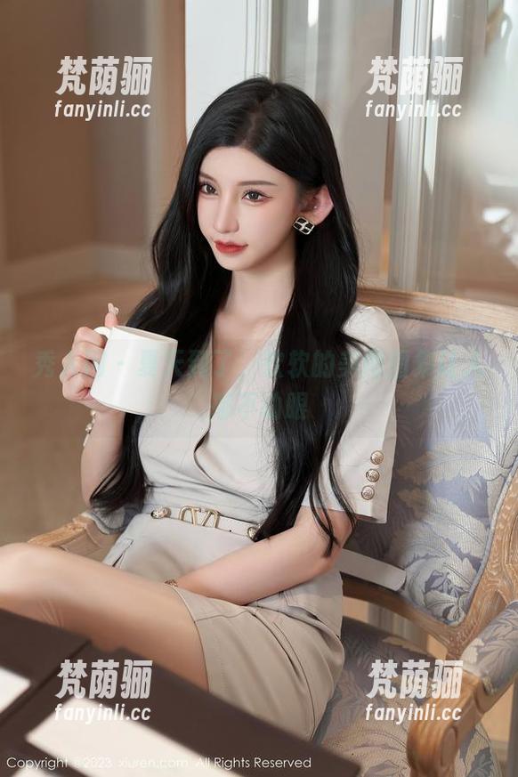 秀人网-软软 秀人网 - 夏天到了,软软的美图图集让人挪不动眼