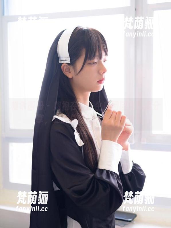 稚乖画册-生煎团团 稚乖画册 - 旗袍在线:生煎团团作品集分享,姿态总能让人停下脚步
