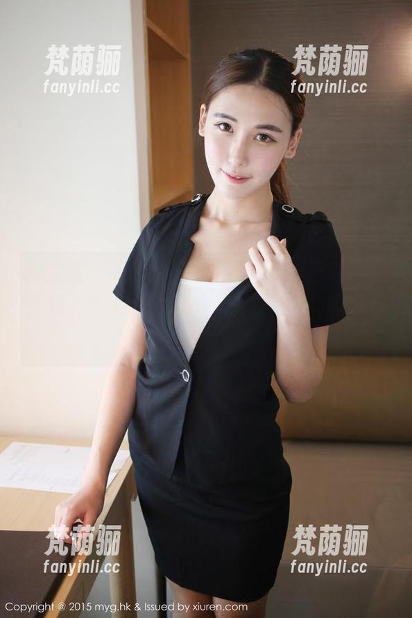 美媛馆-于大小姐Ayu 美媛馆 - 像是从旧时空而来的样子,快来下载“于大小姐Ayu”的白衬衫套图,绝逼值得你一看。