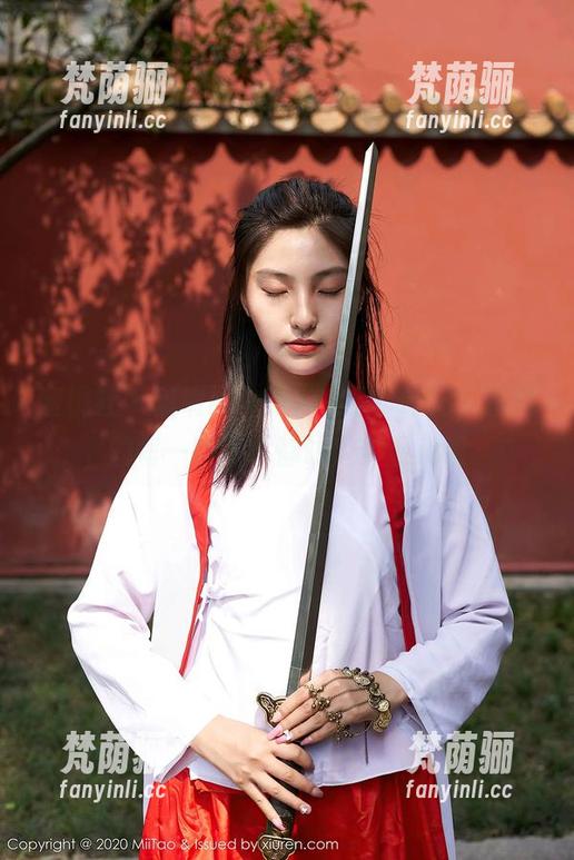 蜜桃社 - 琉璃lily的“女神”印记，精选的每一张图片都让人多看几眼