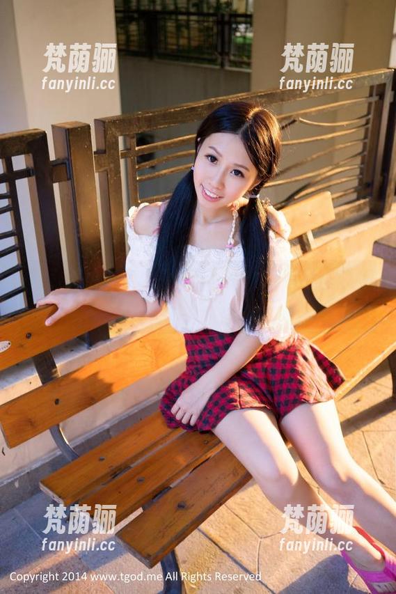 青豆客 - Una尤娜的JK新作：网盘里值得反复咀嚼的美好