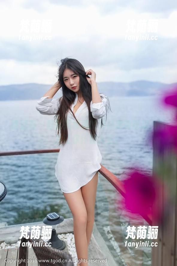 青豆客 - 欧阳妮娜娜的网袜定制挑战，图片让你怀疑人生！