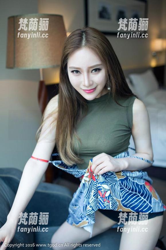 青豆客 - 沛沛Eankei日常的高清记录：你能想象这衣服是怎么搭上去的？